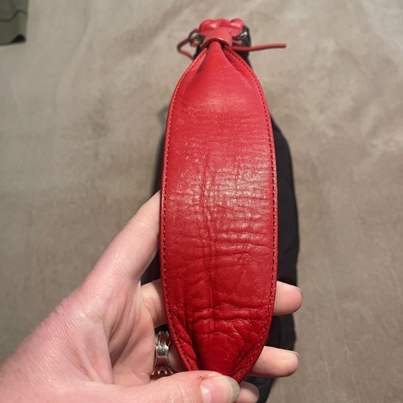 Kate Spade New York Small Gabi Nylon Black Red Top Zip Shoulder Purse - Picture 12 of 13